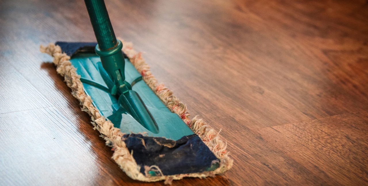  What are the benefits of using commercial office cleaning Montreal services?
